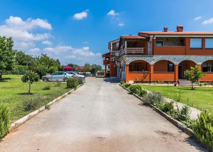 Pula, Istria 12 아파트 풀라