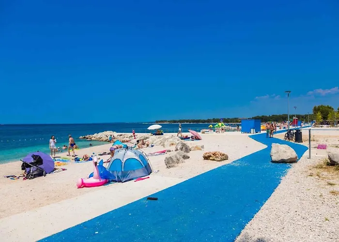 아파트 Pula, Istria 12 *