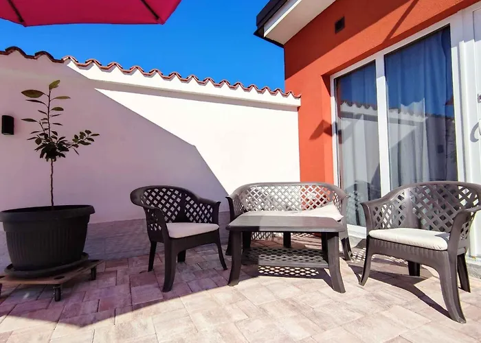 Pula, Istria 12 아파트 풀라