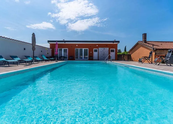 Pula, Istria 12 아파트